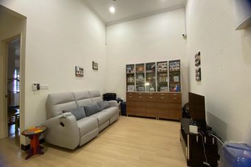 Anggun, Alam Nusantara