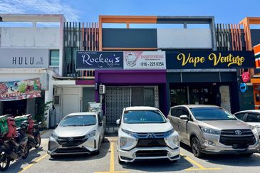 ROI 4.46% Limited Main Road Shoplot @ Bukit Raja, Setia Alam 