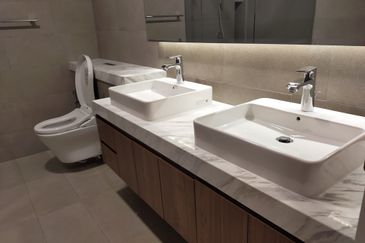 Aria Luxury Residence