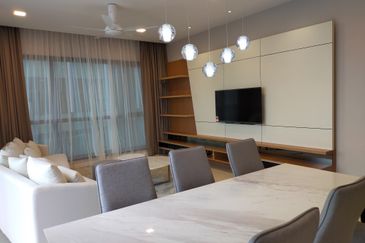 Aria Luxury Residence