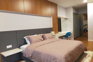 Aria Luxury Residence