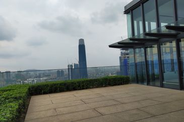 Aria Luxury Residence