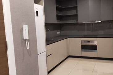 Aria Luxury Residence