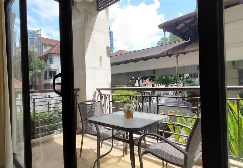 327 Persiaran Ritchie