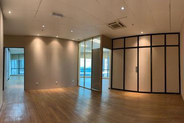 The Vertical Business Suites B