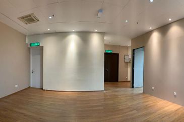 The Vertical Business Suites B