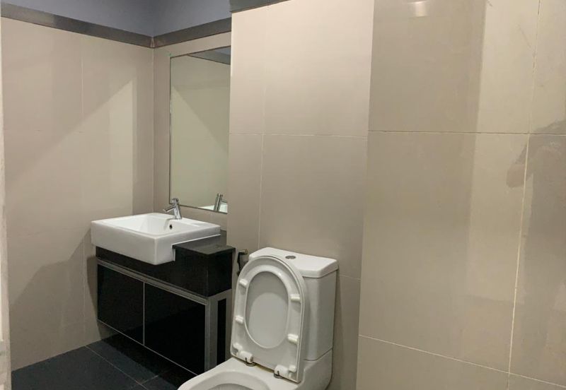 The Vertical Business Suites B