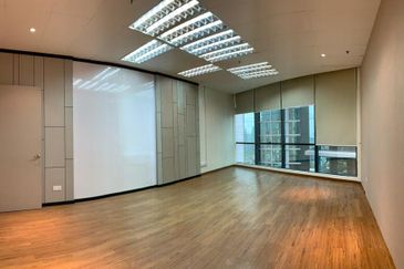 The Vertical Business Suites B