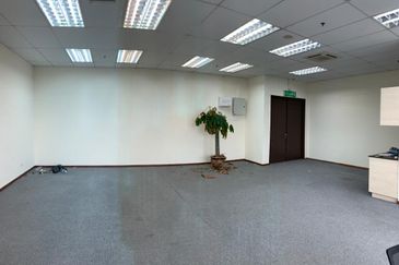 The Vertical Business Suites B