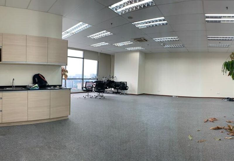 The Vertical Business Suites B