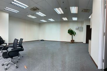 The Vertical Business Suites B