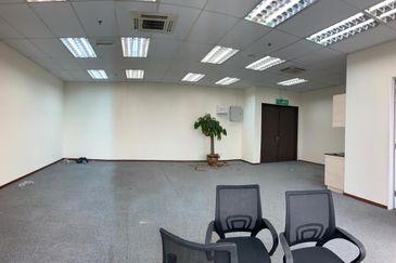 The Vertical Business Suites B