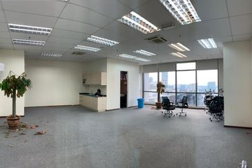 The Vertical Business Suites B