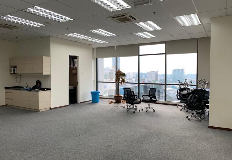 The Vertical Business Suites B