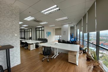The Vertical Business Suites B