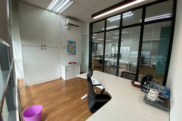 The Vertical Business Suites B
