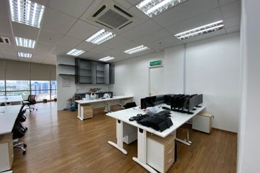The Vertical Business Suites B