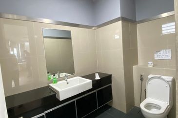 The Vertical Business Suites B