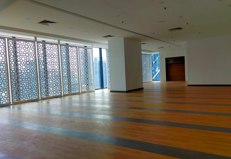 Plaza Conlay, Jalan Conlay