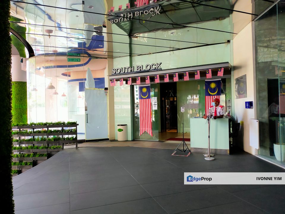 Retail The AmpWalk in heart of Embassy Row, Kuala Lumpur, Ampang