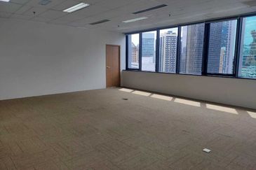 Menara AIA Sentral (formerly Menara Standard Chartered)