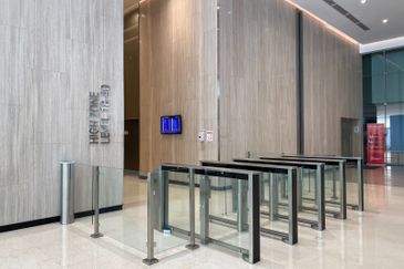 Menara AIA Sentral (formerly Menara Standard Chartered)