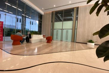 Menara AIA Sentral (formerly Menara Standard Chartered)