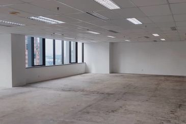 Menara AIA Sentral (formerly Menara Standard Chartered)