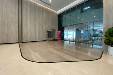 Menara AIA Sentral (formerly Menara Standard Chartered)