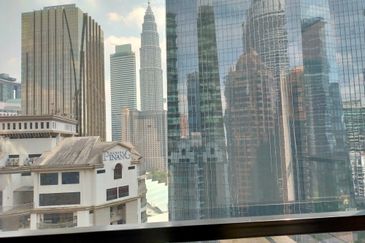 Menara HLX (formerly Menara HLA)