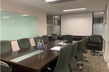 Menara Boustead-Fully Fitted short walk to MRT, Monorail