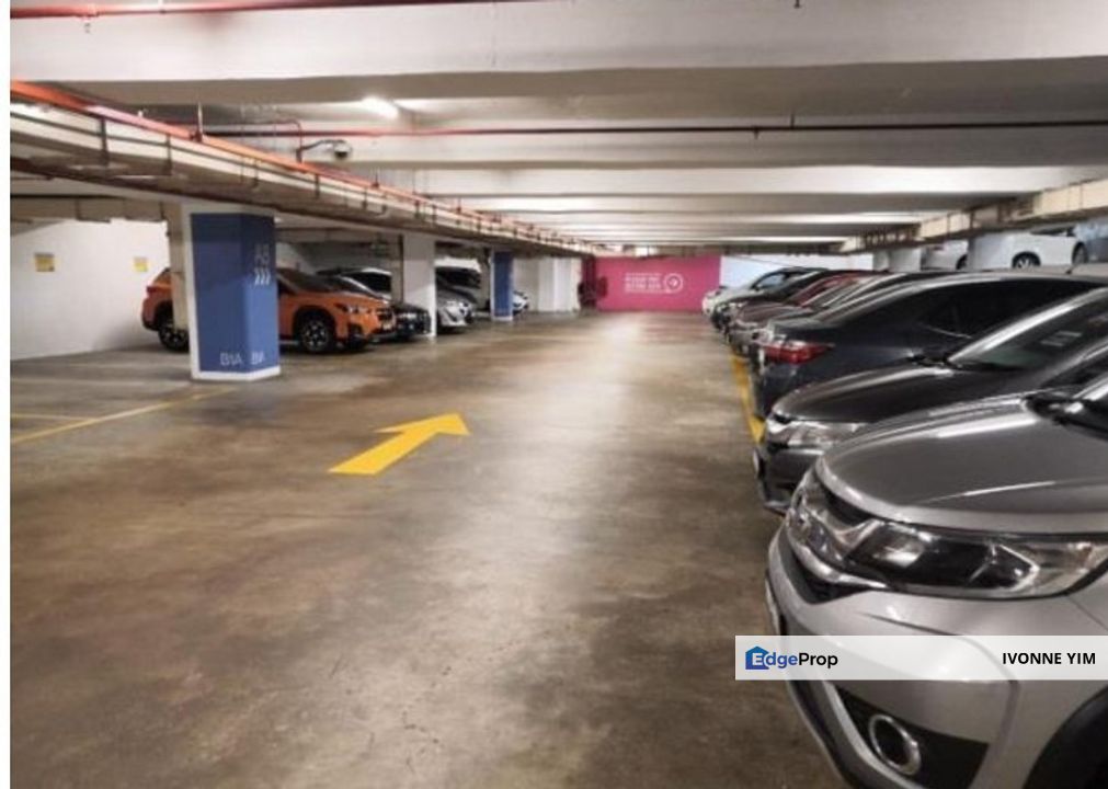 Menara Manulife - short walk to MRT, Kuala Lumpur, Damansara Heights