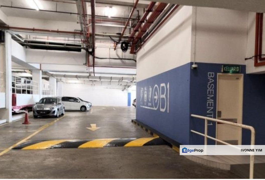 Menara Manulife - short walk to MRT, Kuala Lumpur, Damansara Heights