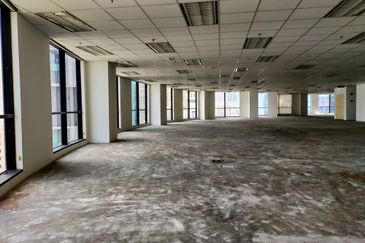 Menara HLX (formerly Menara HLA)