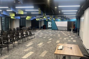 Menara HLX (formerly Menara HLA)