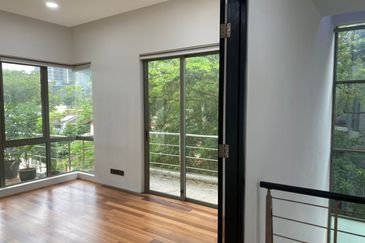 The HPY Residences-Newly renovated house near KLCC & U-Thant