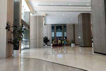 Menara AIA Sentral (formerly Menara Standard Chartered)