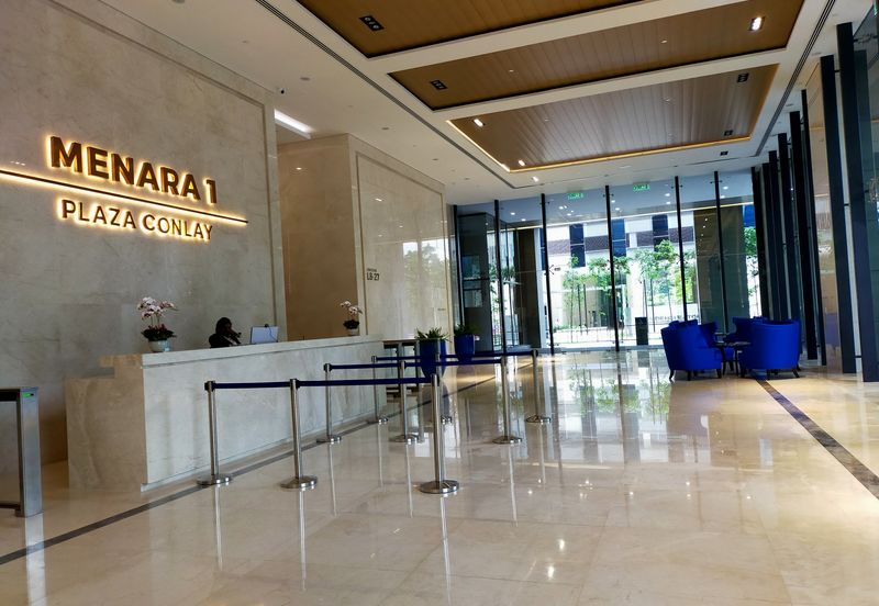 Plaza Conlay, Jalan Conlay