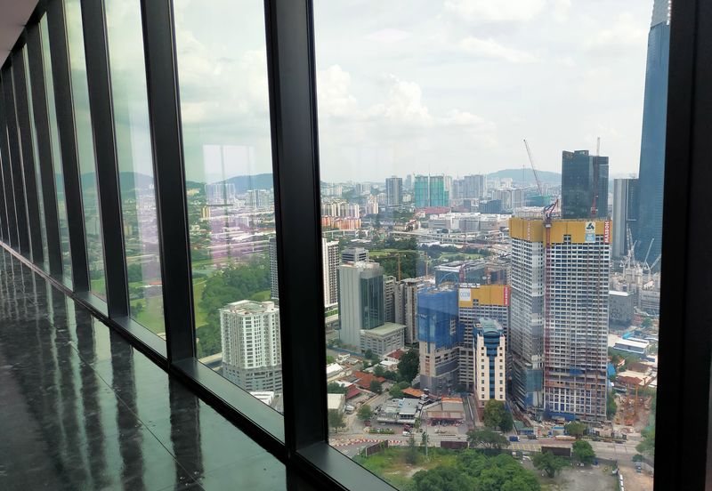 Plaza Conlay, Jalan Conlay