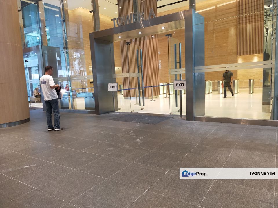 Menara UOA Bangsar-LRT Stationdoor step, Kuala Lumpur, Bangsar