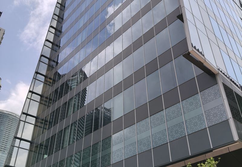 Menara TNB Bangsar - GBI, Short walk to LRT&MRT stations