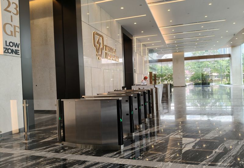 Menara TNB Bangsar - GBI, Short walk to LRT&MRT stations