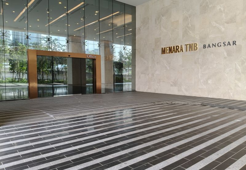 Menara TNB Bangsar - GBI, Short walk to LRT&MRT stations