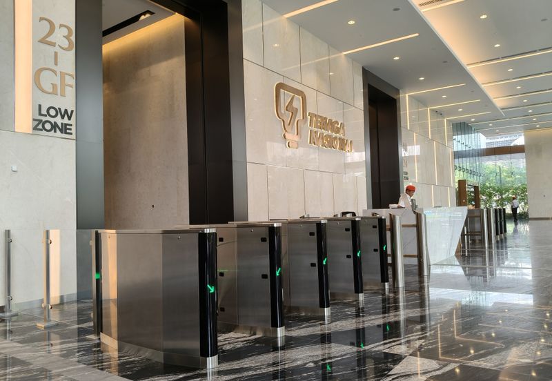 Menara TNB Bangsar - GBI, Short walk to LRT&MRT stations