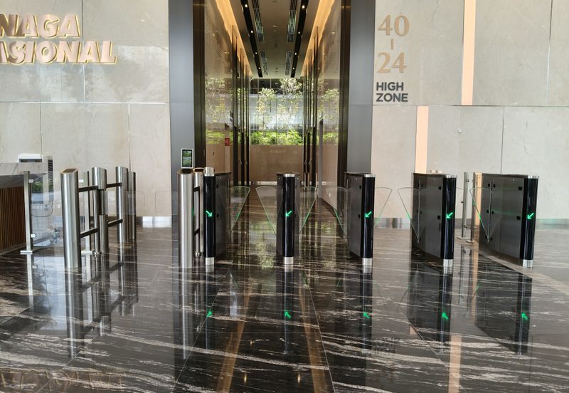 Menara TNB Bangsar - GBI, Short walk to LRT&MRT stations