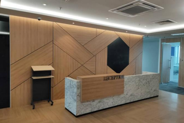 Menara AIA Sentral (formerly Menara Standard Chartered)