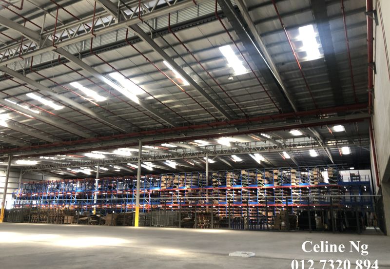 Plentong, Detached Factory For Sale, Ready and Available