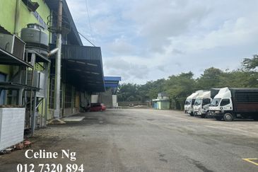 Simpang Renggam, Detached Factory for Sale