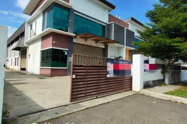 Kempas Utama Industrial Park