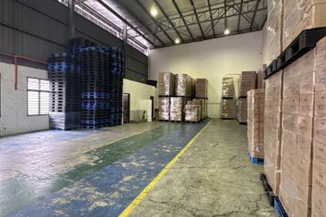 Kempas Utama Industrial Park